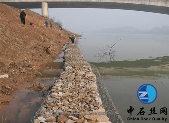 護坡格賓石籠 護坡格賓石籠